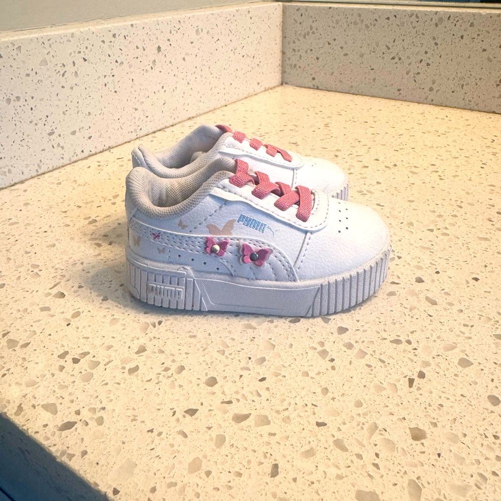 Infant Puma girls sneaker